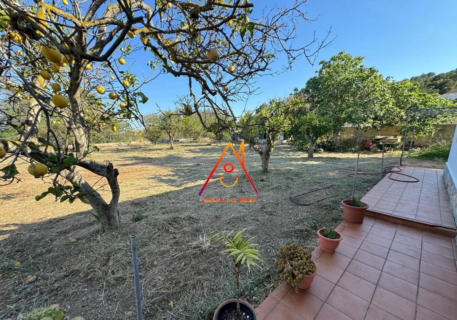 4 soveværelse Finca/Landehus til leje i Ibiza by med garage - € 6.000 (Ref: 8331157)