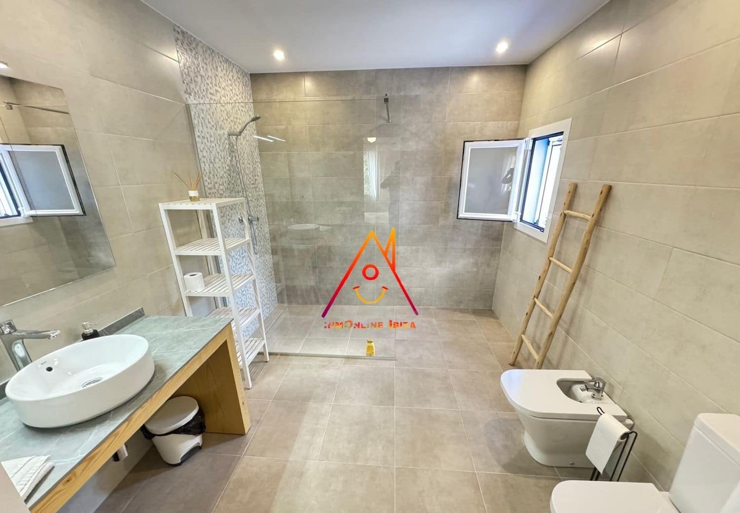 3 soveværelse Finca/Landehus til leje i Sant Antoni de Portmany med swimmingpool - € 5.000 (Ref: 8362074)