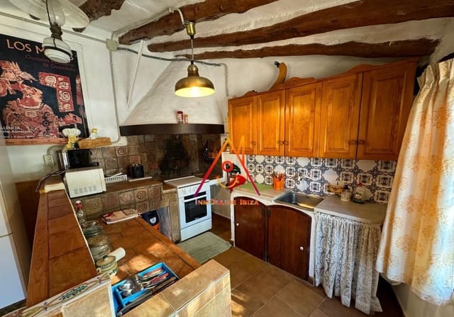 5 bedroom Villa for sale in Tárbena with pool garage - € 290,000 (Ref: 8731638)