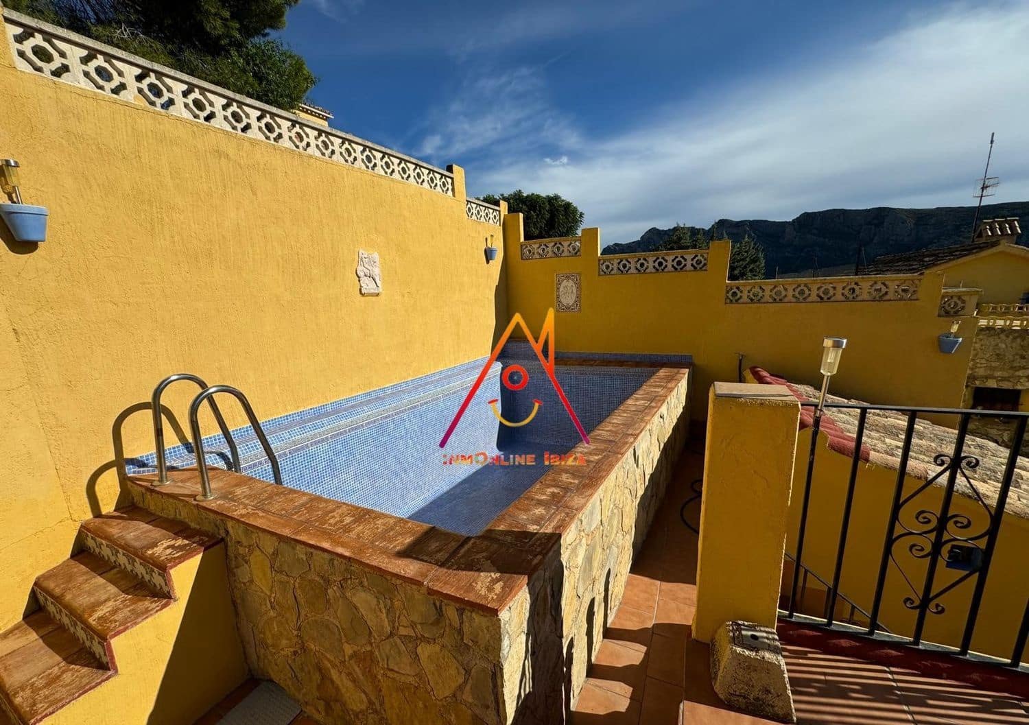 5 soverom Villa til salgs i Tarbena med svømmebasseng garasje - € 290 000 (Ref: 8731638)