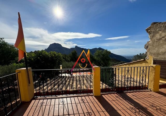 5 bedroom Villa for sale in Tárbena with pool garage - € 290,000 (Ref: 8731638)