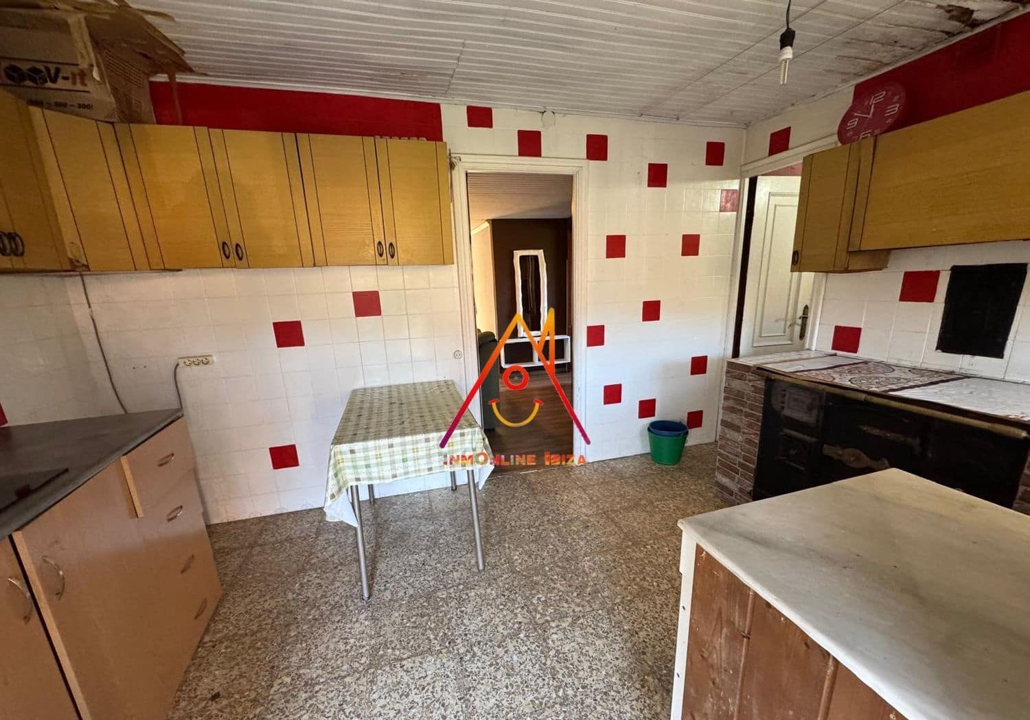 3 bedroom Finca/Country House for sale in Fornelos with garage - € 80,000 (Ref: 8737109)