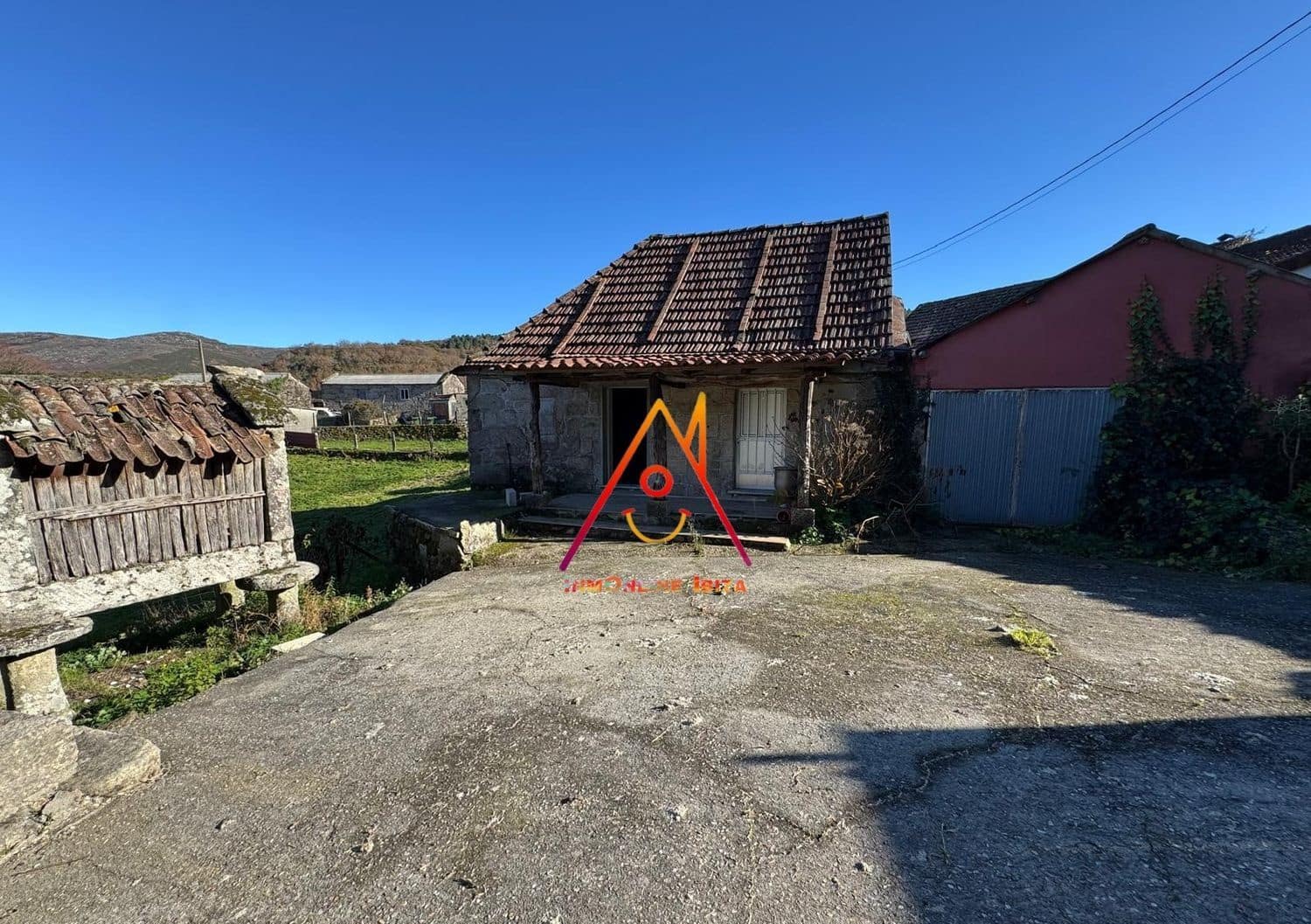 3 bedroom Finca/Country House for sale in Fornelos with garage - € 80,000 (Ref: 8737109)