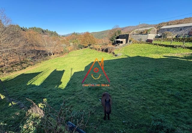 3 bedroom Finca/Country House for sale in Fornelos with garage - € 80,000 (Ref: 8737109)