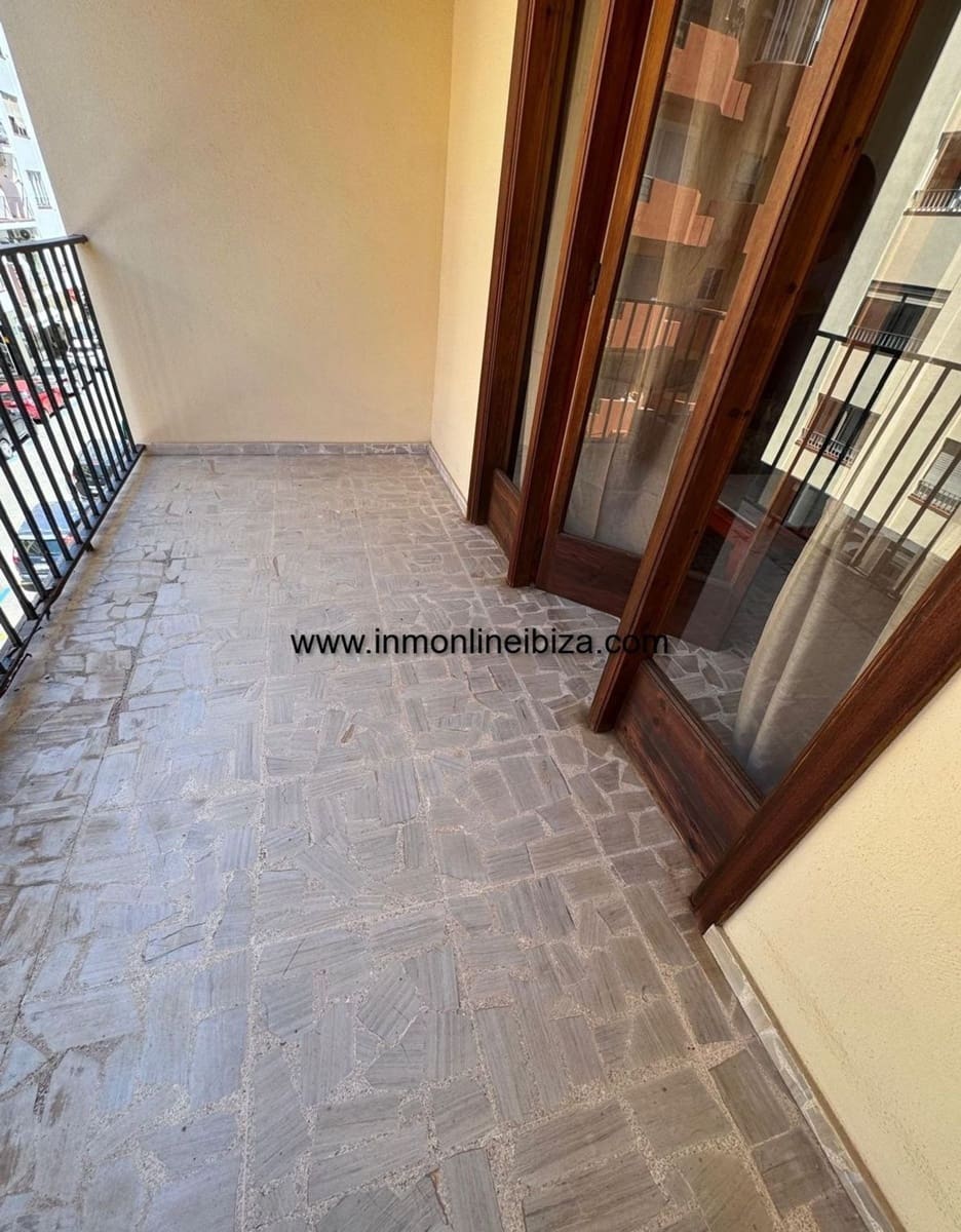4 soveværelse Lejlighed til leje i Ibiza by - € 3.500 (Ref: 8994421)