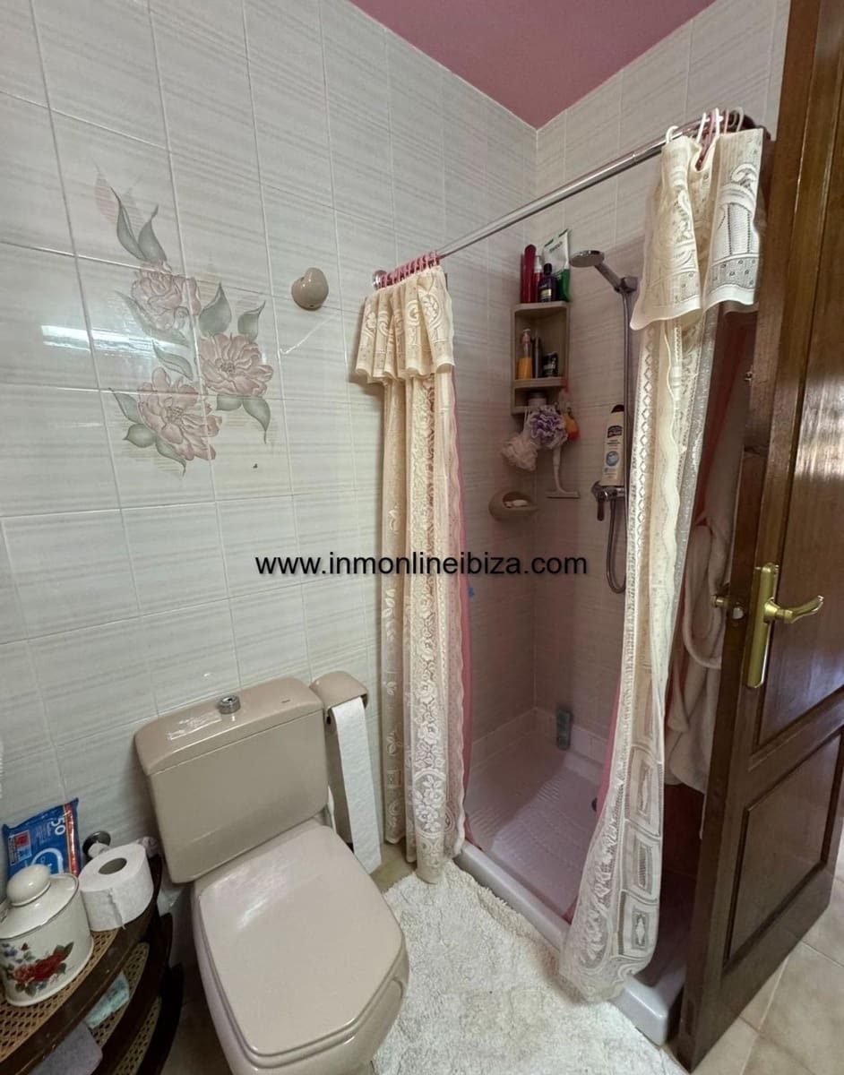 4 bedroom Villa for sale in Denia with pool garage - € 395,000 (Ref: 9047264)