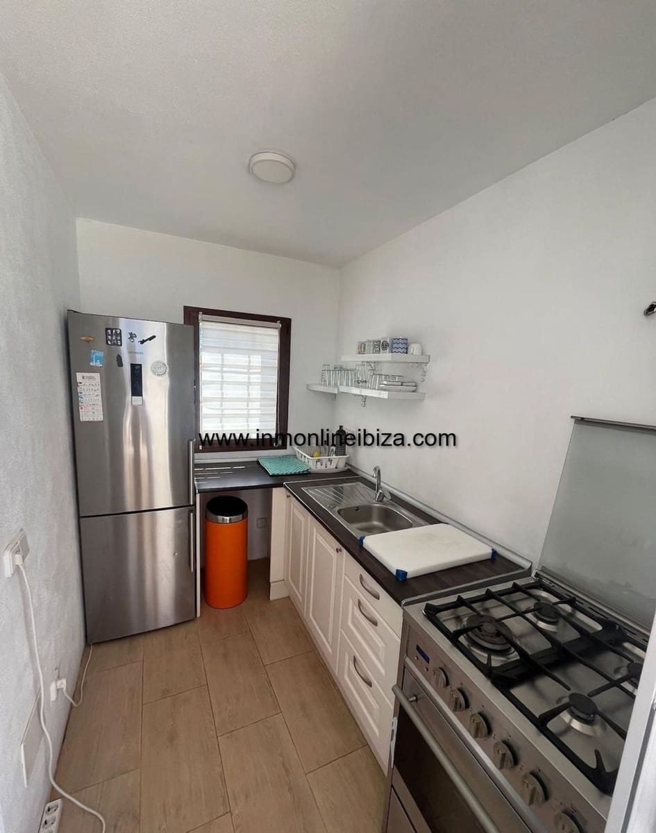 2 soveværelse Villa til leje i Sant Rafael de Sa Creu - € 2.700 (Ref: 9111771)