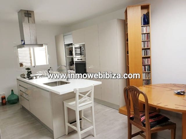 3 quarto Apartamento para arrendar em Sant Jordi de Ses Salines, San Jose / Sant Josep de Sa Talaia com garagem - 2 000 € (Ref: 9175993)