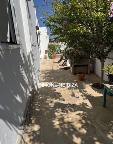 3 sovrum Lägenhet att hyra i Sant Jordi de Ses Salines, San Jose / Sant Josep de Sa Talaia med garage - 2 000 € (Ref: 9175993)