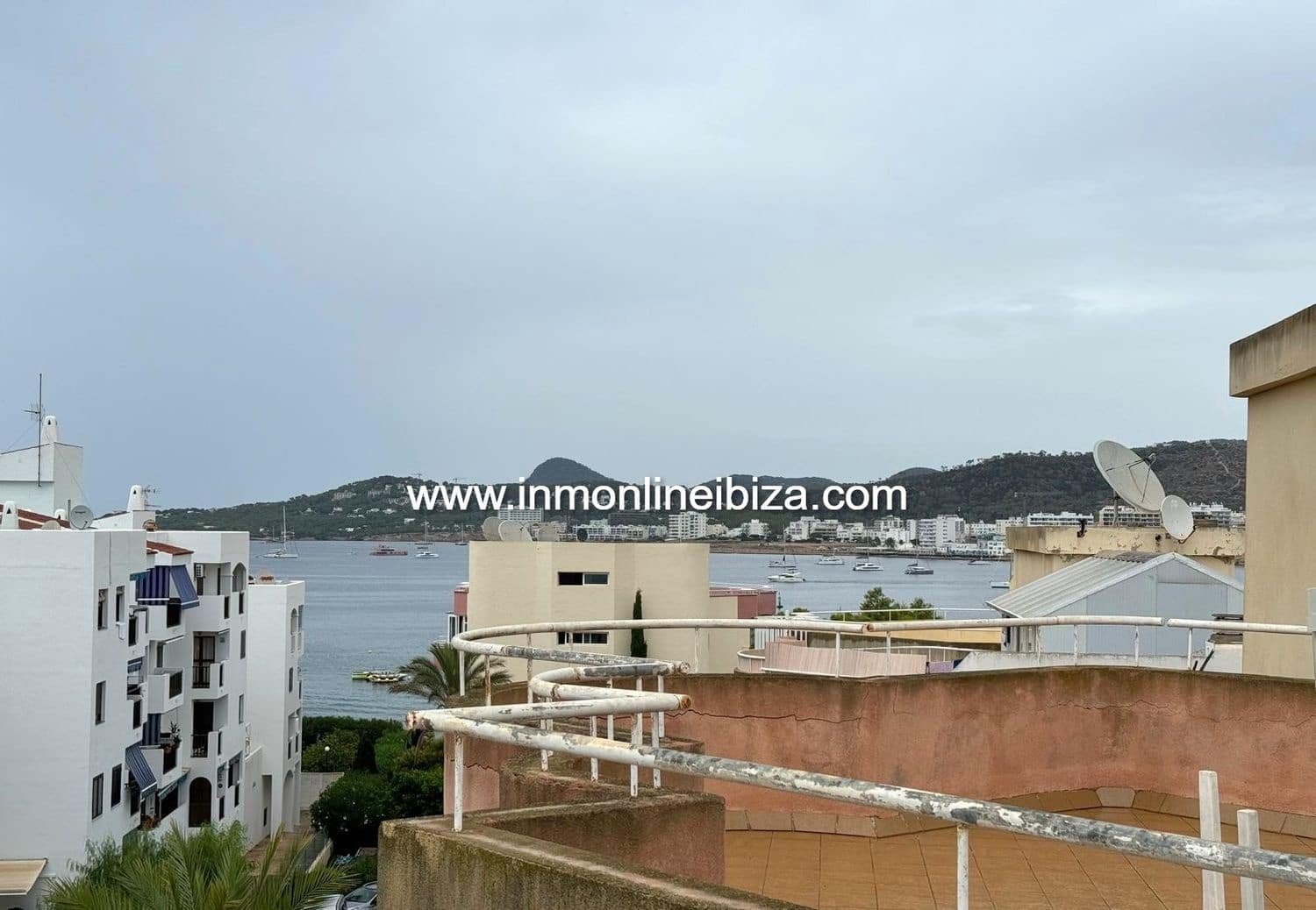 1 bedroom Apartment for rent in Sant Antoni de Portmany with garage - € 950 (Ref: 9235898)
