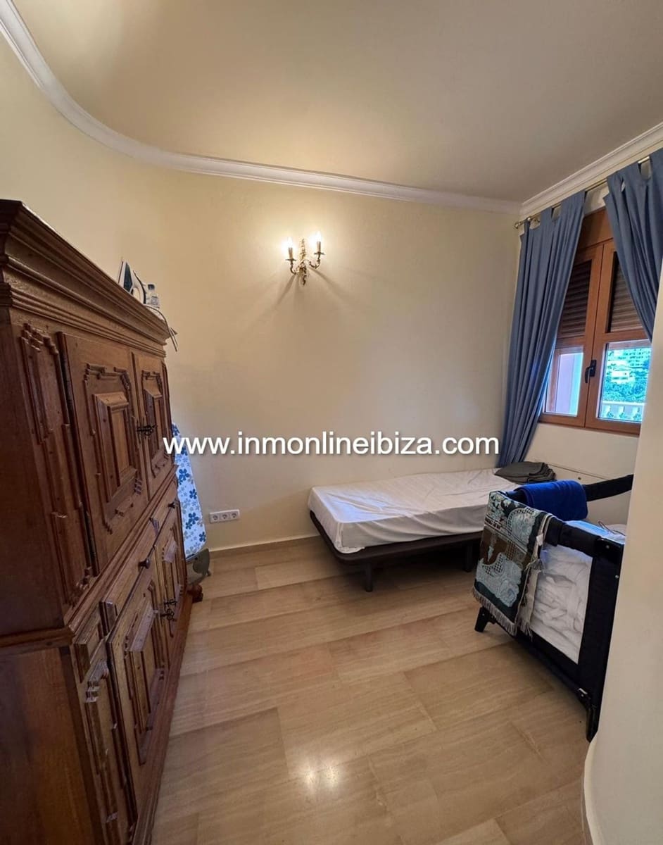 3 soverom Villa til leie i Santa Eulalia / Santa Eularia med svømmebasseng garasje - € 2 000 (Ref: 9335618)