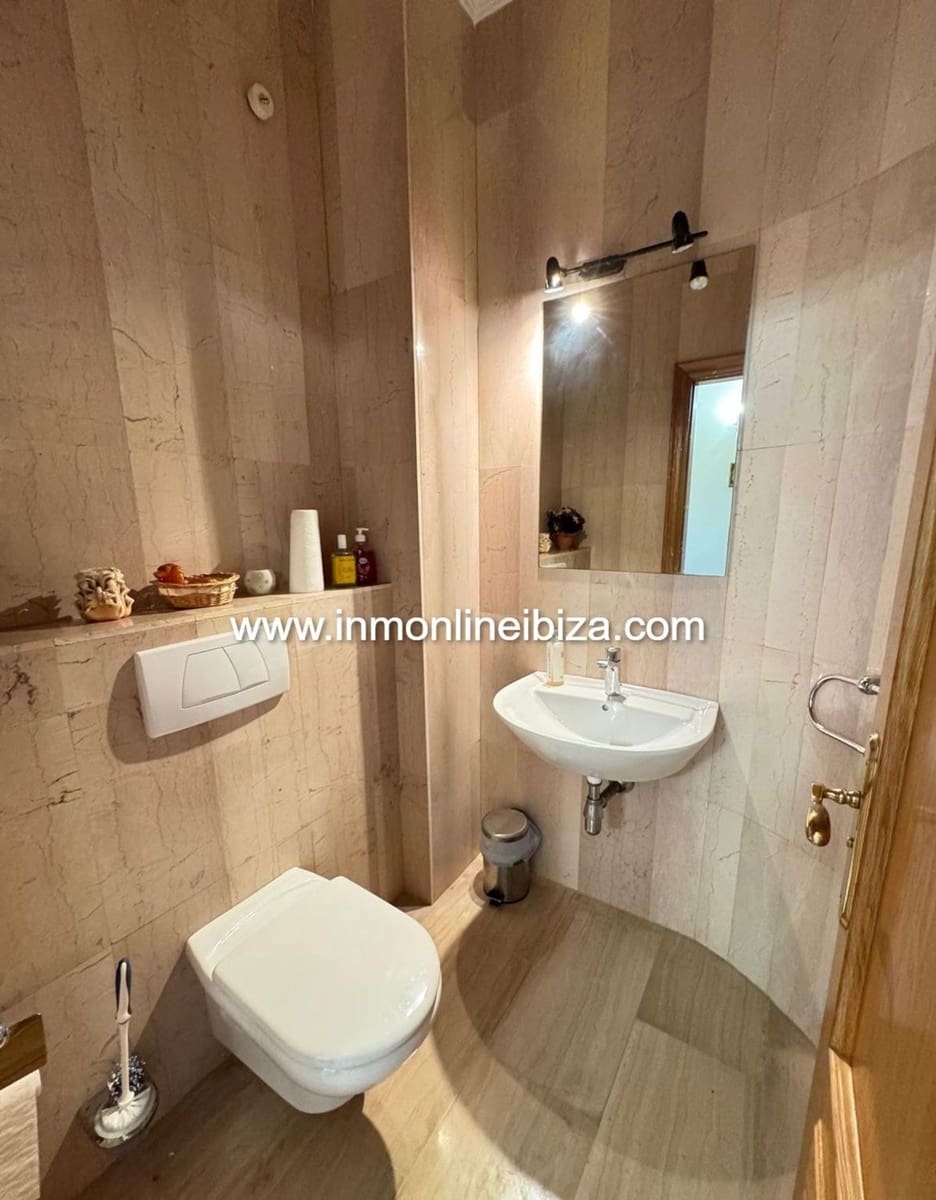 3 soverom Villa til leie i Santa Eulalia / Santa Eularia med svømmebasseng garasje - € 2 000 (Ref: 9335618)