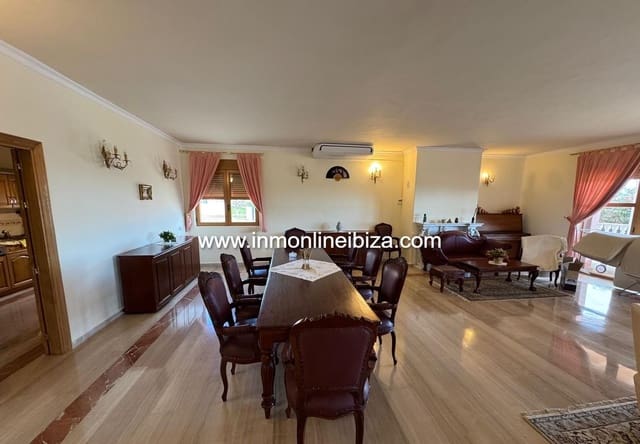 3 sypialnia Willa do wynajęcia w Santa Eulalia / Santa Eularia z basenem garażem - 2 000 € (Ref: 9335618)