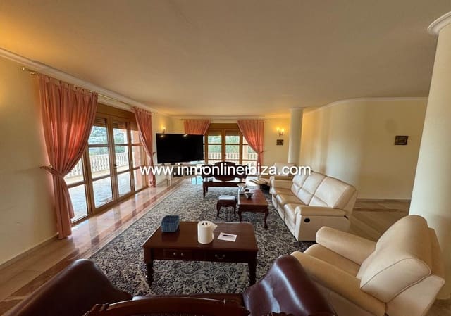 3 sypialnia Willa do wynajęcia w Santa Eulalia / Santa Eularia z basenem garażem - 2 000 € (Ref: 9335618)