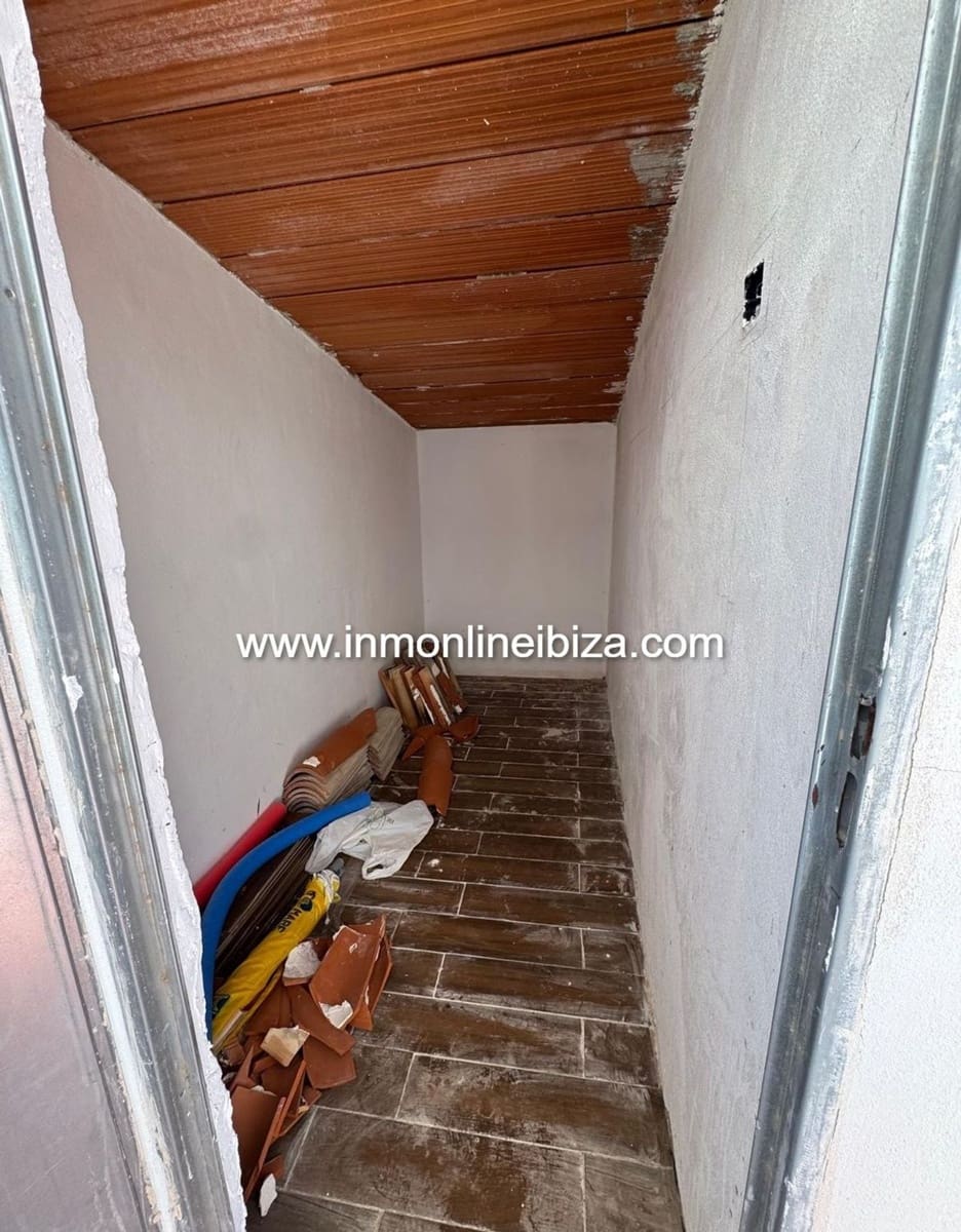 Garage zu vermieten in San Jose / Sant Josep de Sa Talaia - 100 € (Ref: 9335619)