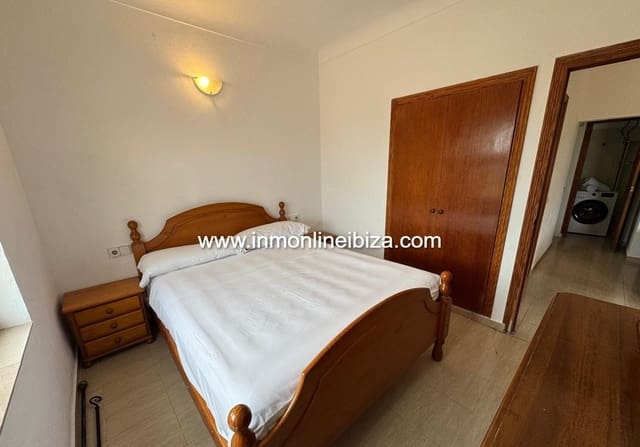 2 slaapkamer Villa te huur in Santa Eulalia / Santa Eularia met garage - € 1.800 (Ref: 9335620)