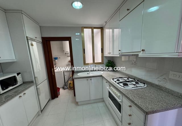 3 bedroom Apartment for rent in Tárbena with garage - € 700 (Ref: 9395574)