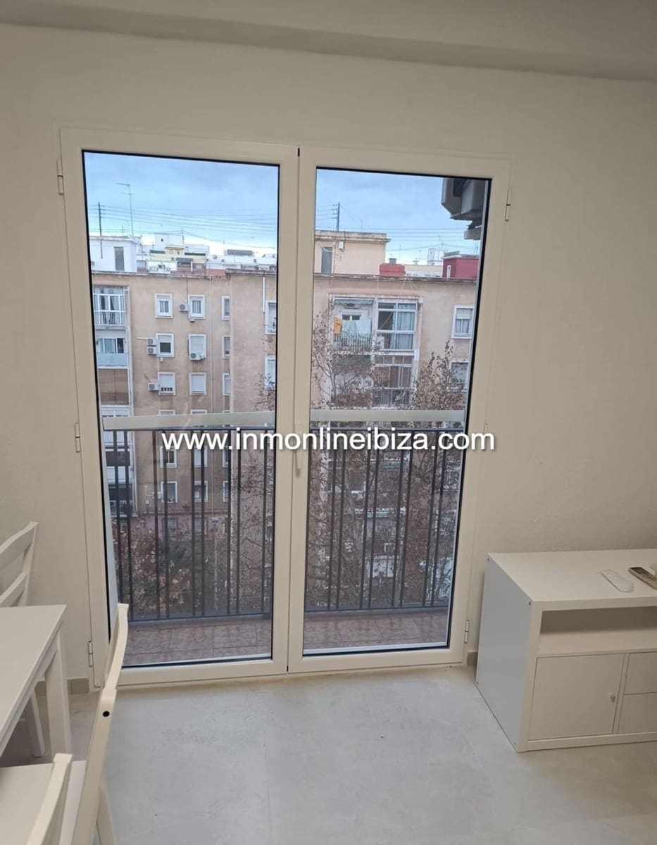 3 camera da letto Appartamento da affittare in Valencia citta con garage - 1.200 € (Rif: 9395575)