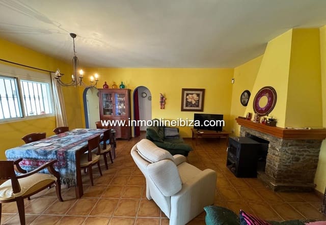 3 soverom Finca/Herregård til leie i Tárbena med garasje - € 1 000 (Ref: 9581401)