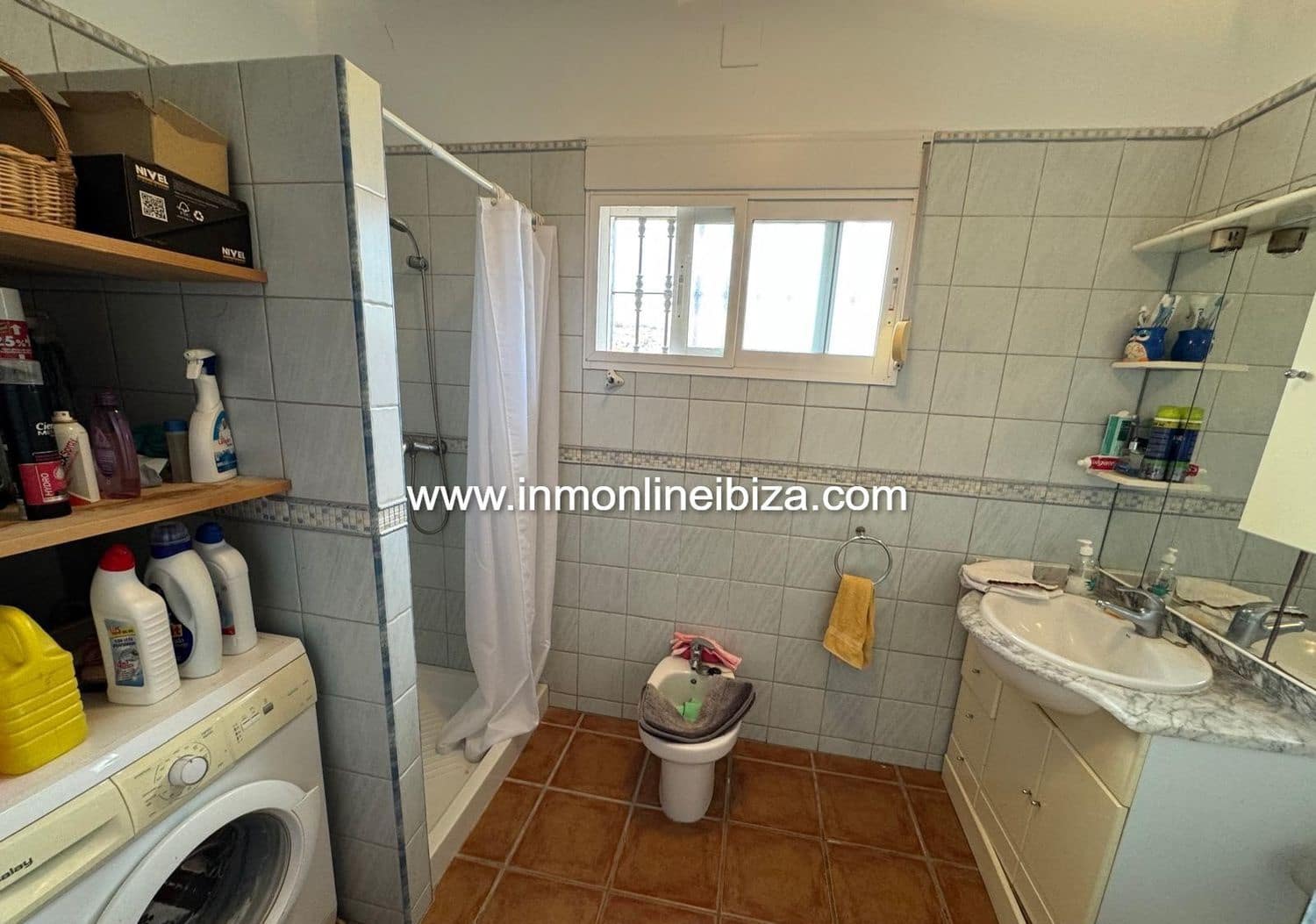 3 makuuhuone Maalaistalo vuokrattavana paikassa Tarbena mukana 
autotalli - 1 000 € (Ref: 9581401)