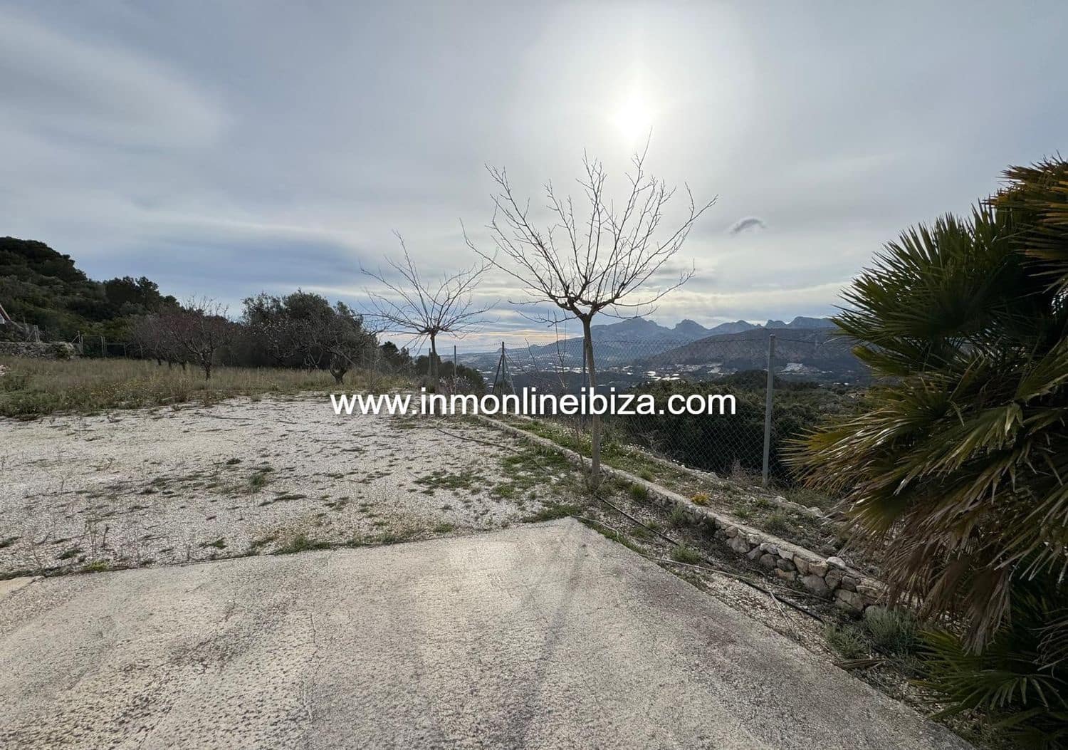 3 makuuhuone Maalaistalo vuokrattavana paikassa Tarbena mukana 
autotalli - 1 000 € (Ref: 9581401)