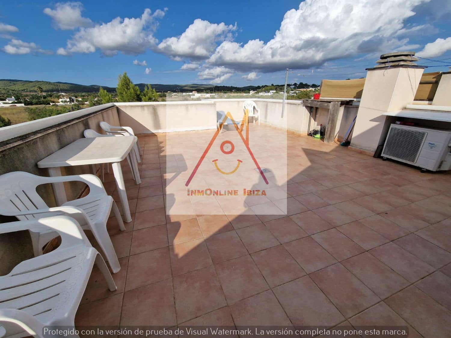 2 bedroom Apartment for rent in Sant Antoni de Portmany with garage - € 1,800 (Ref: 9673720)