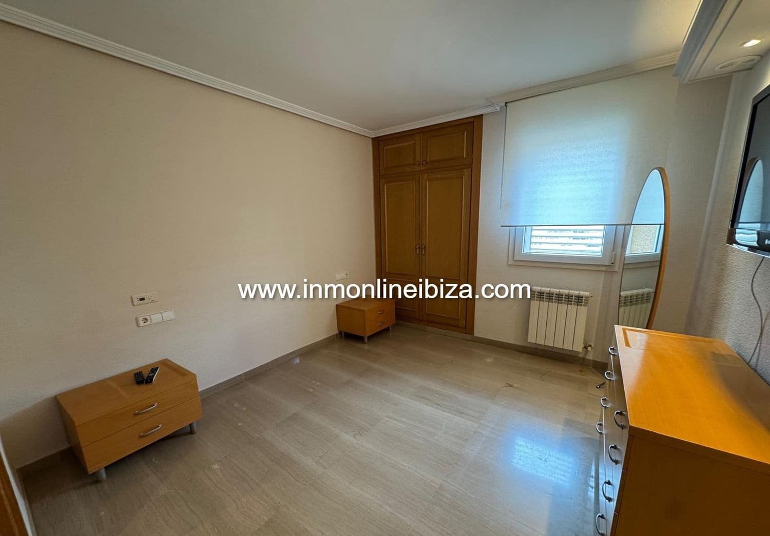 3 soverom Leilighet til leie i Ibiza by med svømmebasseng garasje - € 3 500 (Ref: 9703362)