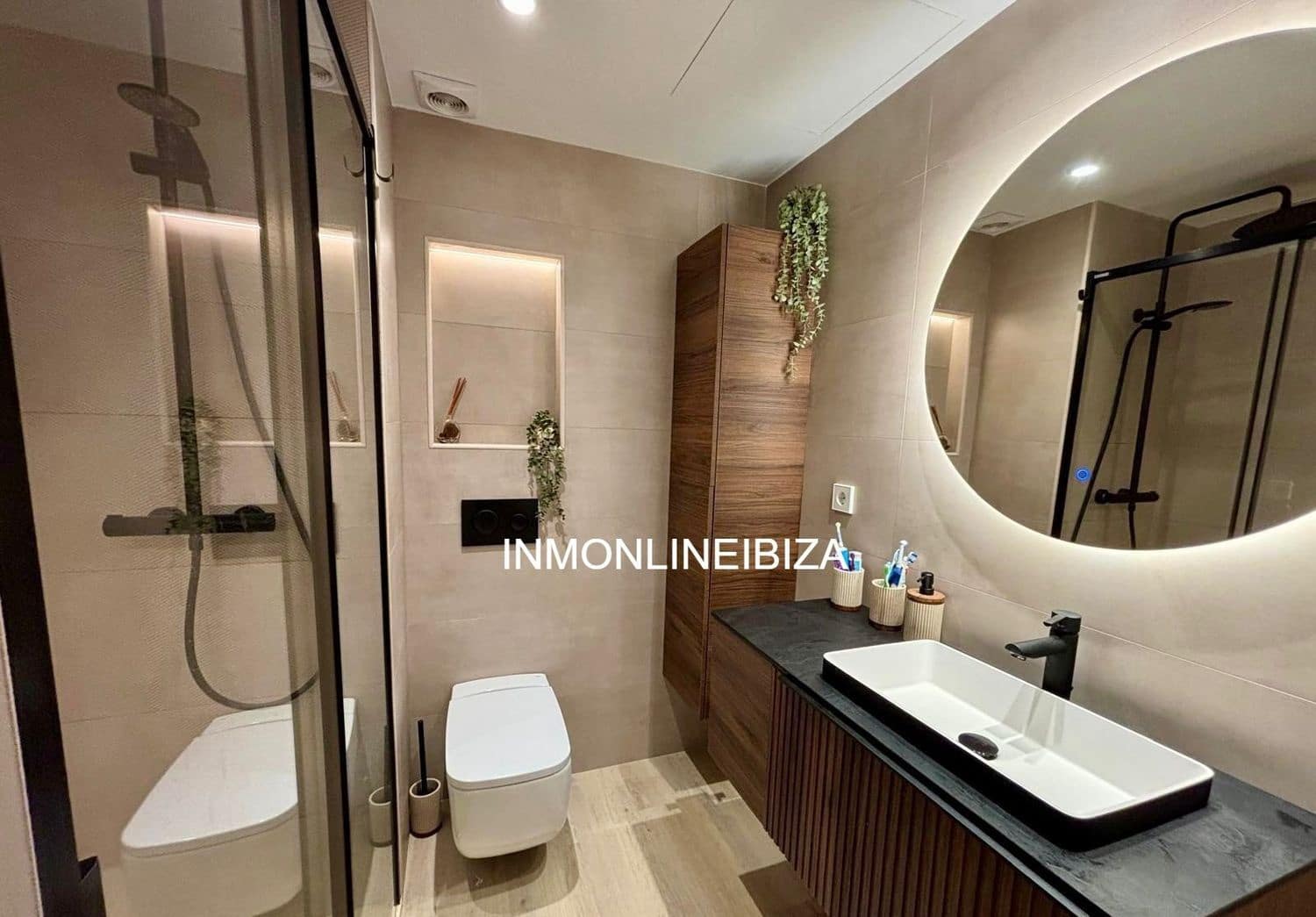 3 bedroom Apartment for sale in Ibiza / Eivissa town with garage - € 485,000 (Ref: 9706223)