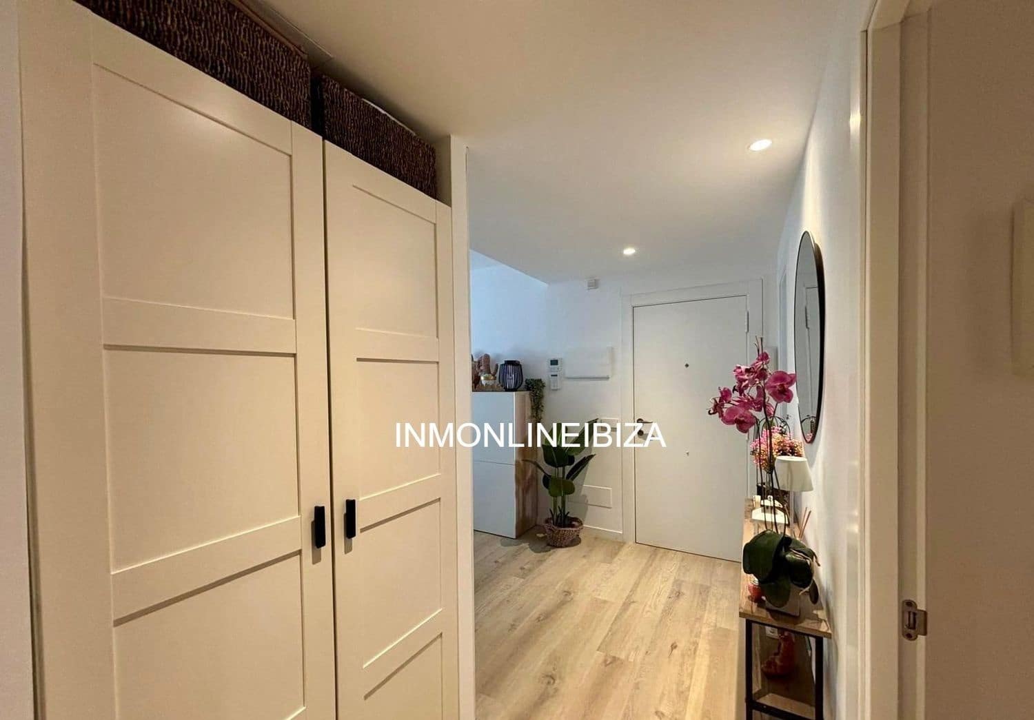 3 bedroom Apartment for sale in Ibiza / Eivissa town with garage - € 485,000 (Ref: 9706223)