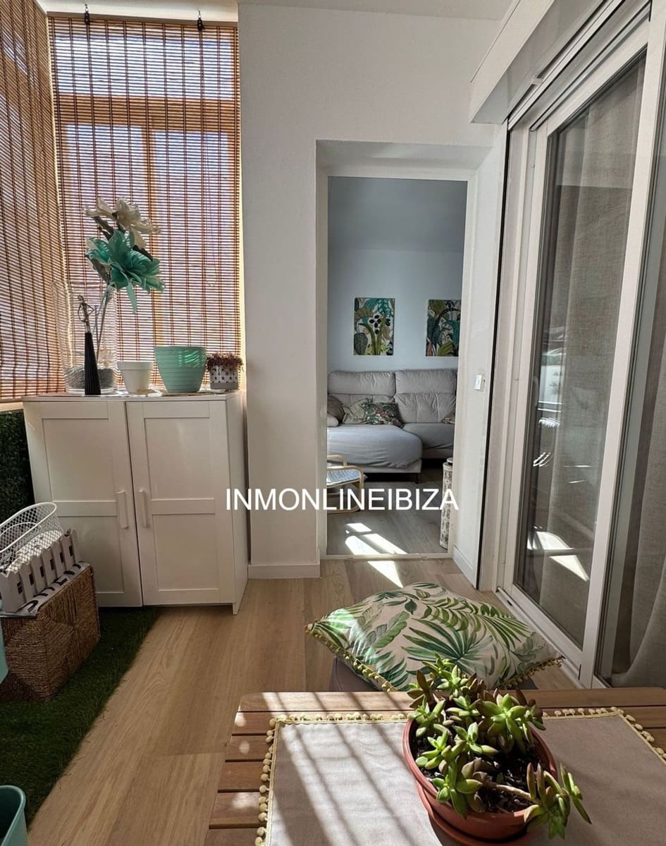 3 bedroom Apartment for sale in Ibiza / Eivissa town with garage - € 485,000 (Ref: 9706223)