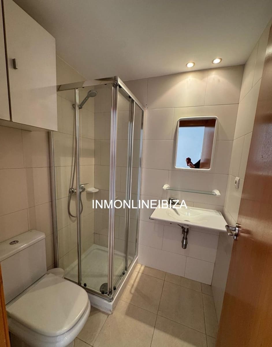 3 soveværelse Byhus til leje i Sant Antoni de Portmany med garage - € 3.000 (Ref: 9731568)