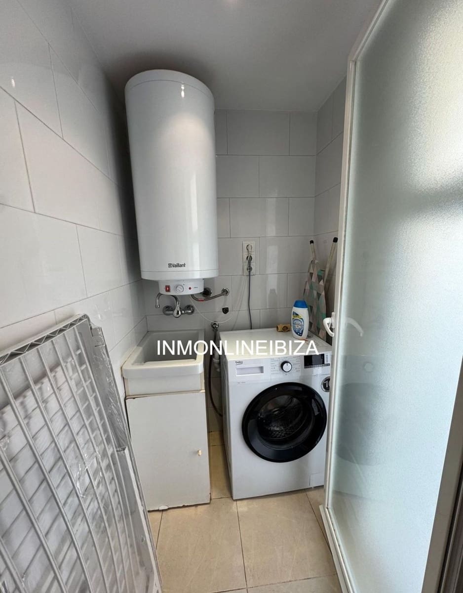 3 soveværelse Byhus til leje i Sant Antoni de Portmany med garage - € 3.000 (Ref: 9731568)