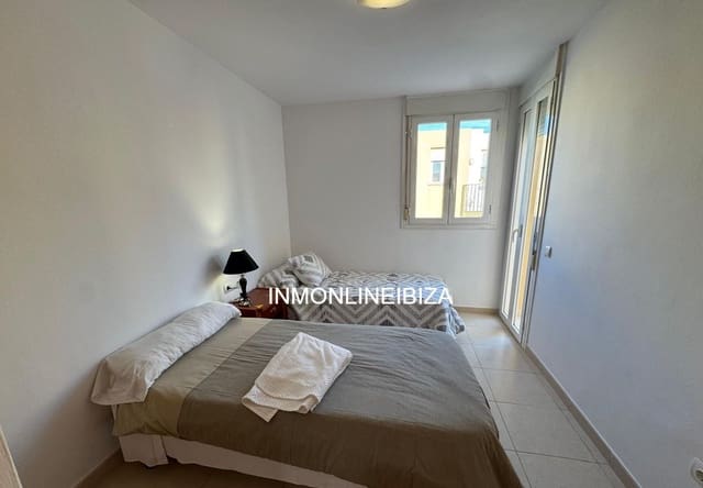 3 soveværelse Byhus til leje i Sant Antoni de Portmany med garage - € 3.000 (Ref: 9731568)