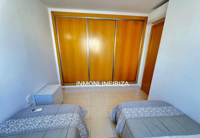 3 soveværelse Byhus til leje i Sant Antoni de Portmany med garage - € 3.000 (Ref: 9731568)