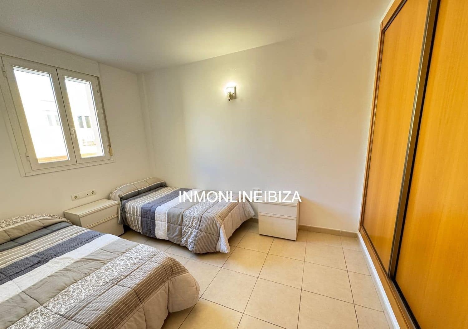 3 soveværelse Byhus til leje i Sant Antoni de Portmany med garage - € 3.000 (Ref: 9731568)