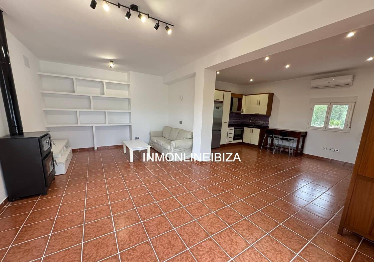 2 Zimmer Villa zu vermieten in Sant Joan de Labritja mit Garage - 2.200 € (Ref: 9777521)