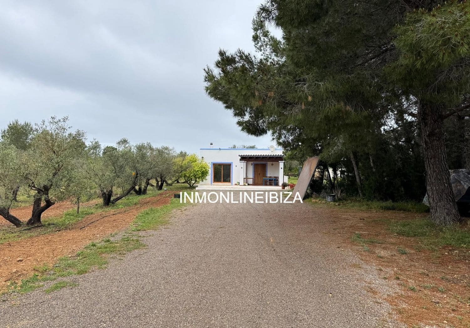 2 Zimmer Villa zu vermieten in Sant Joan de Labritja mit Garage - 2.200 € (Ref: 9777521)