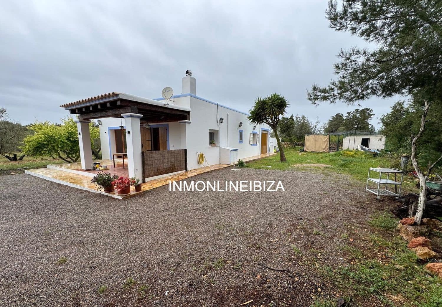 2 Zimmer Villa zu vermieten in Sant Joan de Labritja mit Garage - 2.200 € (Ref: 9777521)