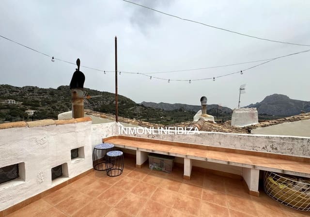 2 soveværelse Byhus til salg i Tárbena med garage - € 140.000 (Ref: 9788075)