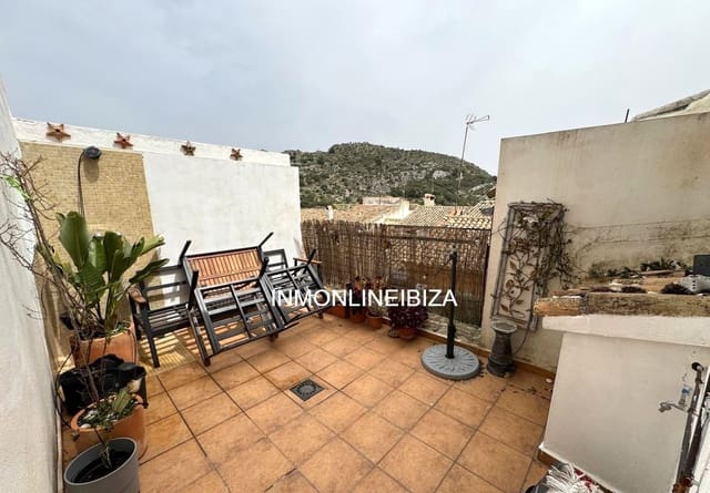 2 soveværelse Byhus til salg i Tárbena med garage - € 140.000 (Ref: 9788075)