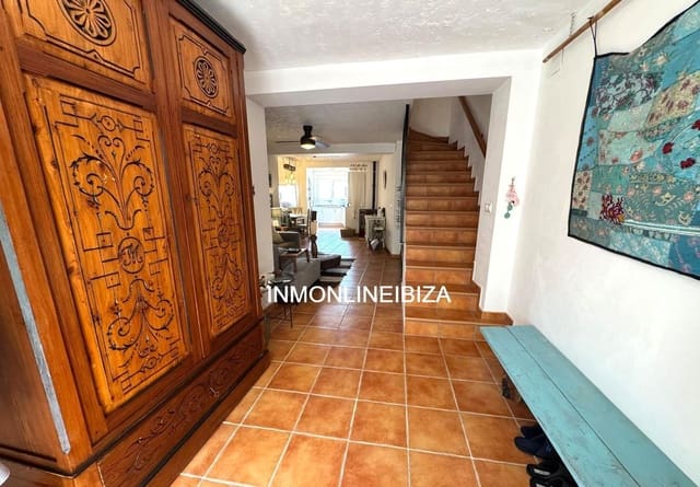 2 soveværelse Byhus til salg i Tárbena med garage - € 140.000 (Ref: 9788075)