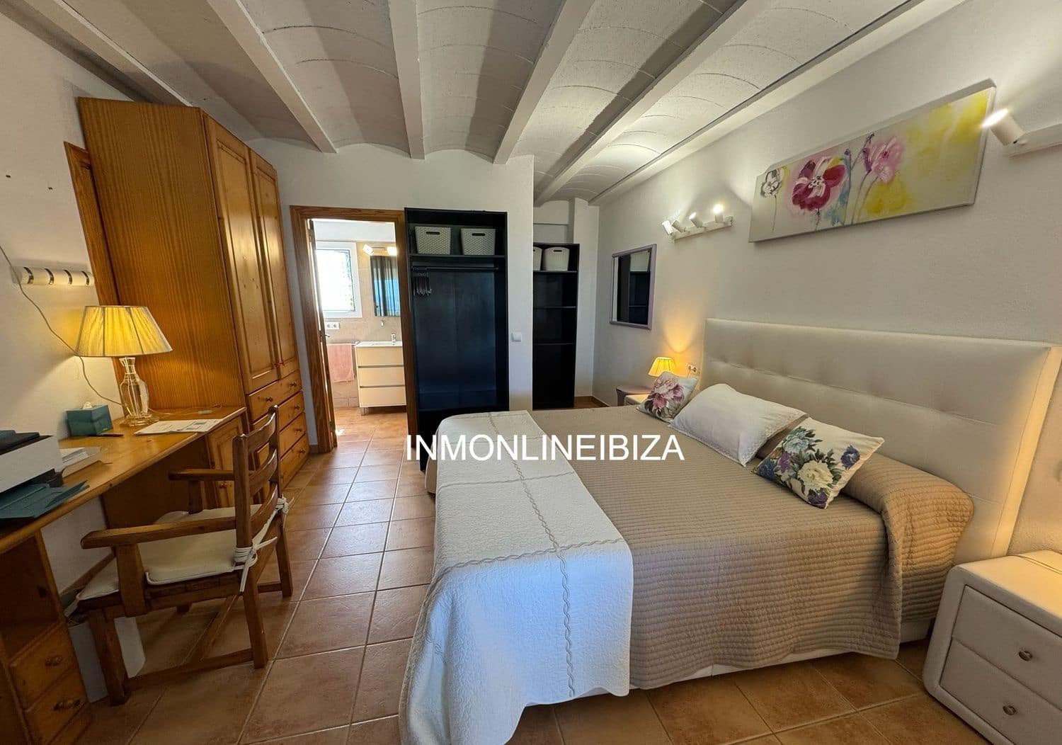 2 bedroom Townhouse for rent in Santa Eulalia / Santa Eularia with pool garage - € 2,500 (Ref: 9838732)