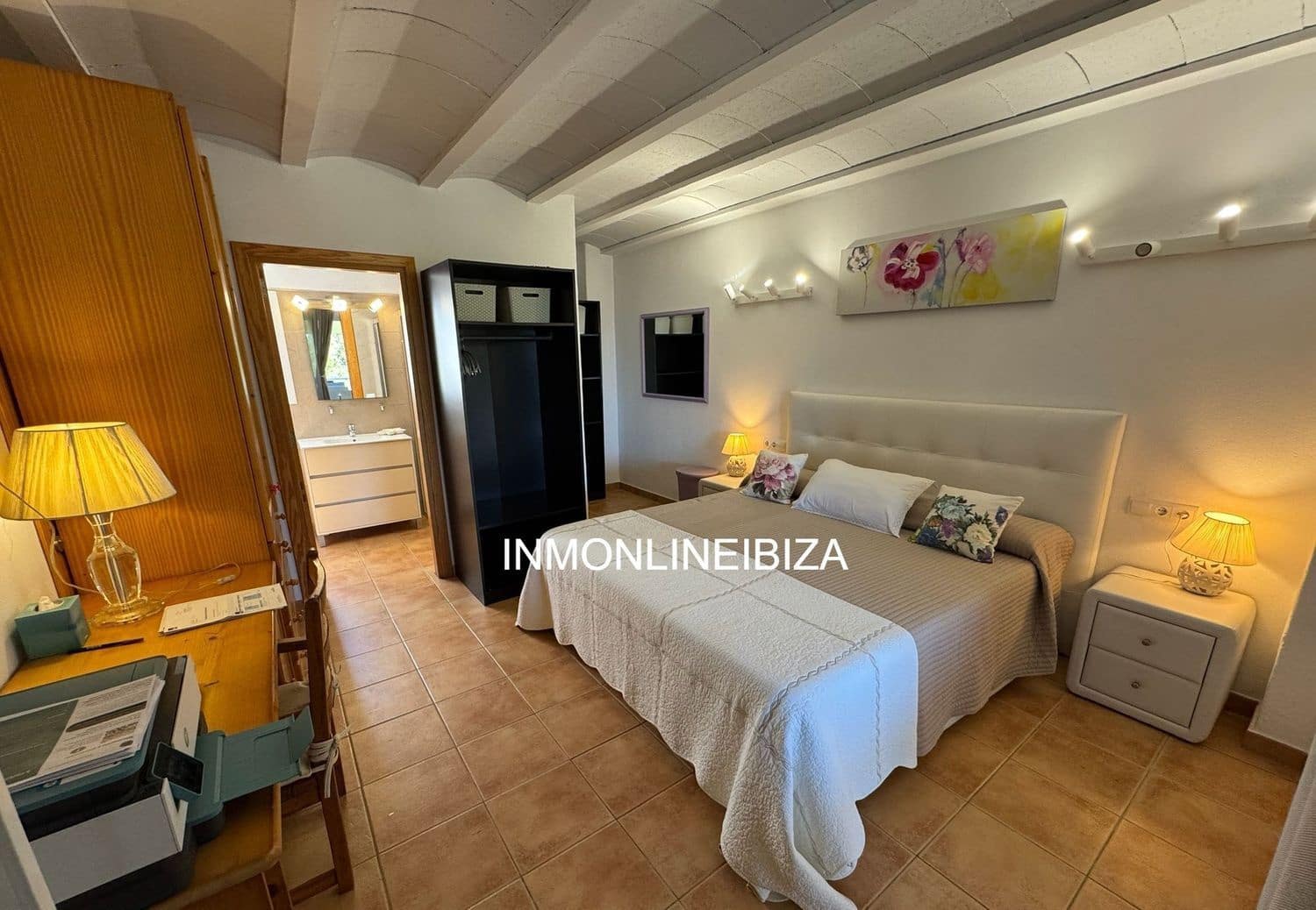 2 bedroom Townhouse for rent in Santa Eulalia / Santa Eularia with pool garage - € 2,500 (Ref: 9838732)