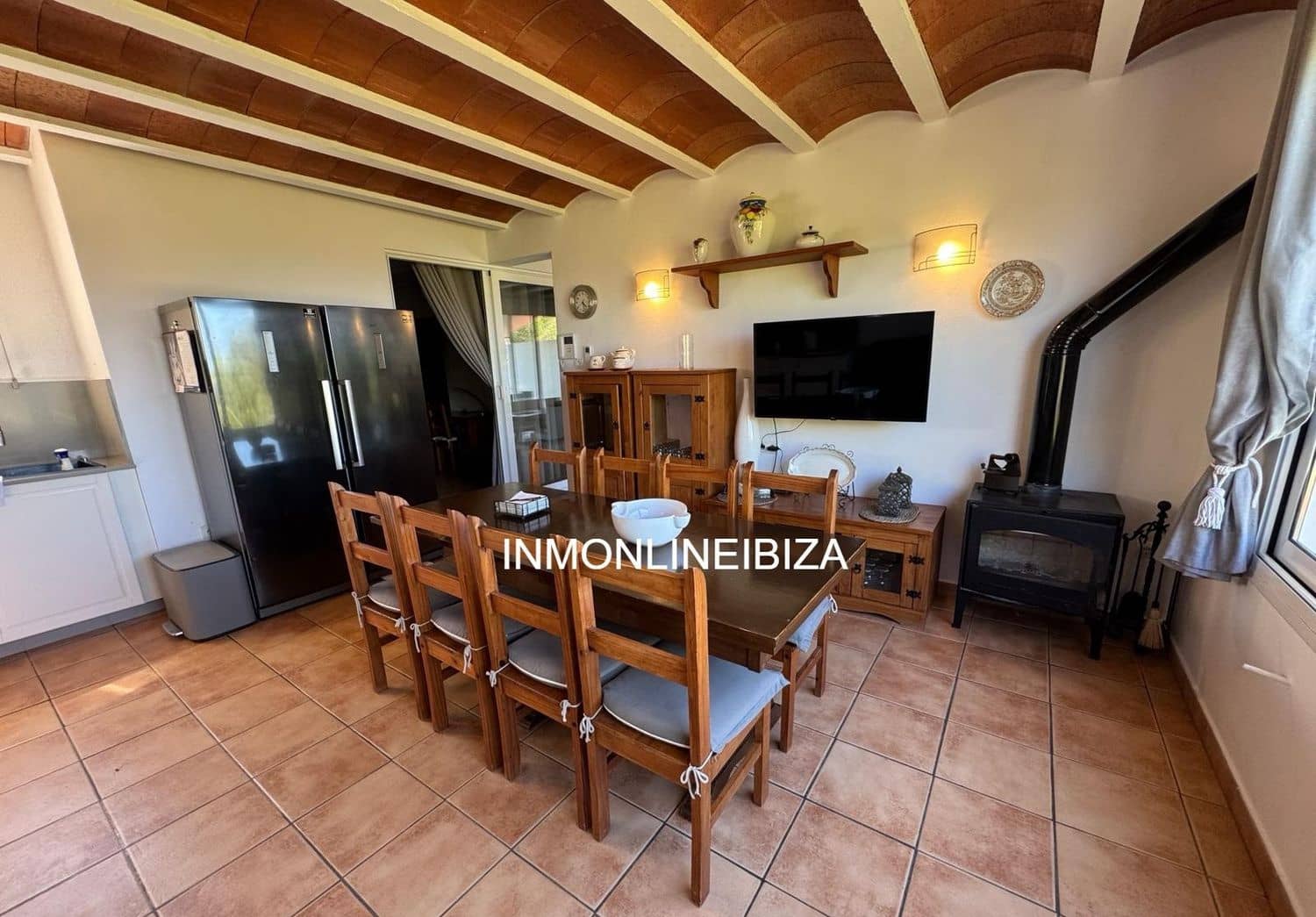 2 bedroom Townhouse for rent in Santa Eulalia / Santa Eularia with pool garage - € 2,500 (Ref: 9838732)