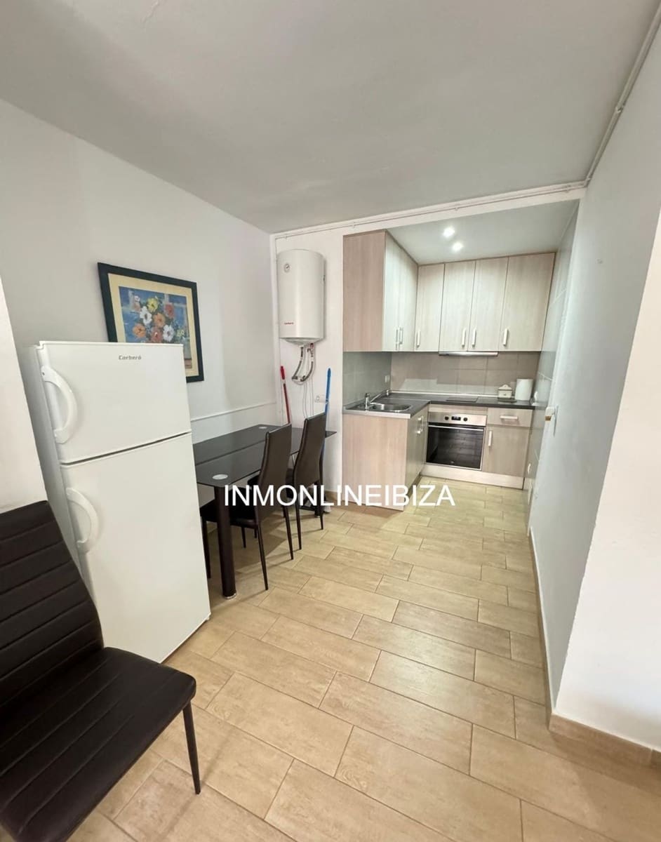 1 bedroom Apartment for sale in Sant Antoni de Portmany with garage - € 395,000 (Ref: 9840026)