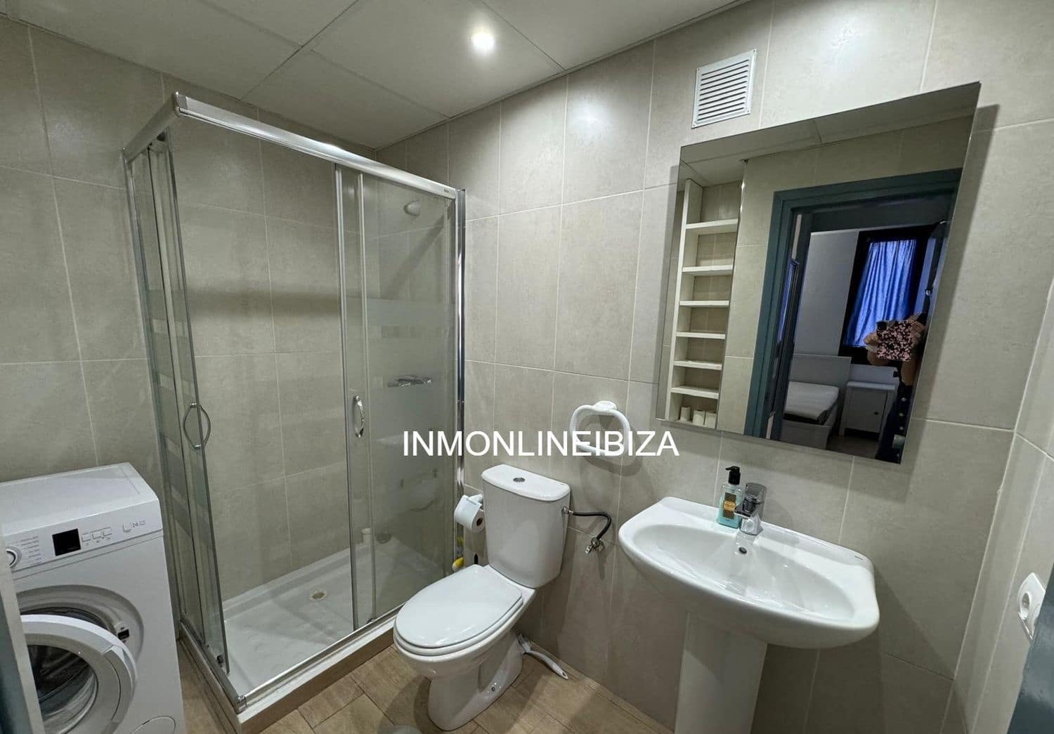 1 bedroom Apartment for sale in Sant Antoni de Portmany with garage - € 395,000 (Ref: 9840026)
