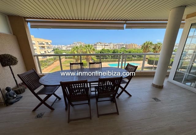 3 soveværelse Lejlighed til leje i Ibiza by med swimmingpool garage - € 2.700 (Ref: 9859064)