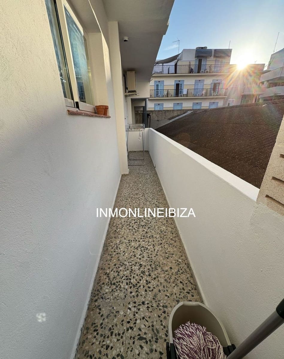 1 soveværelse Lejlighed til leje i Sant Antoni de Portmany med garage - € 1.600 (Ref: 9872932)