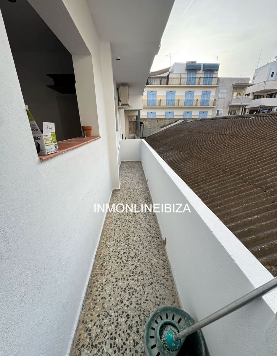1 soveværelse Lejlighed til leje i Sant Antoni de Portmany med garage - € 1.600 (Ref: 9872932)