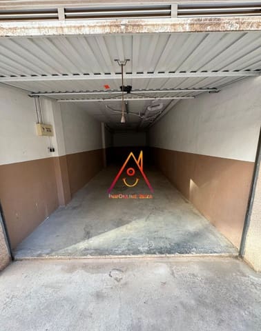 Garage til leje i Ibiza by - € 350 (Ref: 9877778)